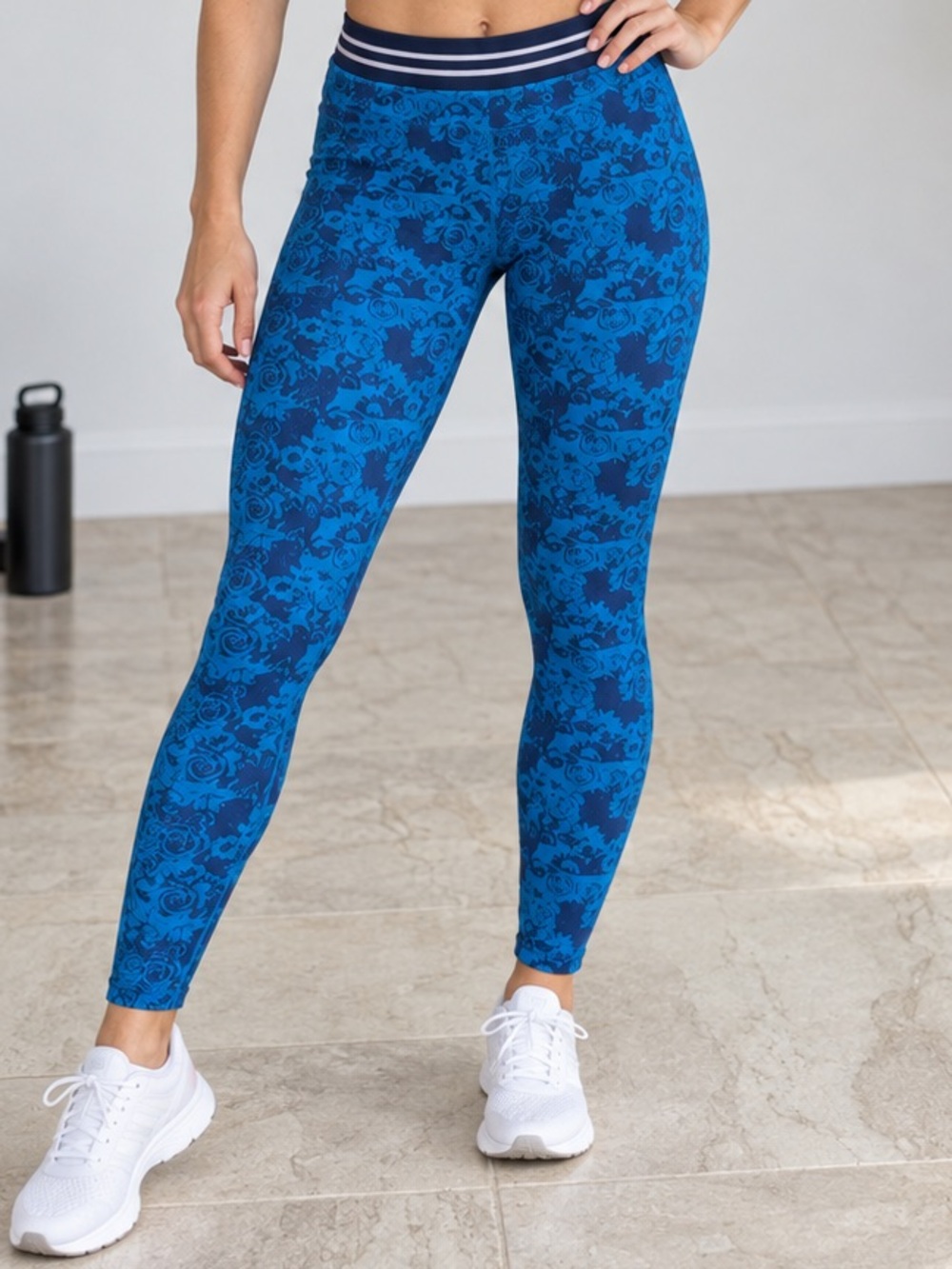 Fabletics Blue Floral-Print High-Rise Leggings
